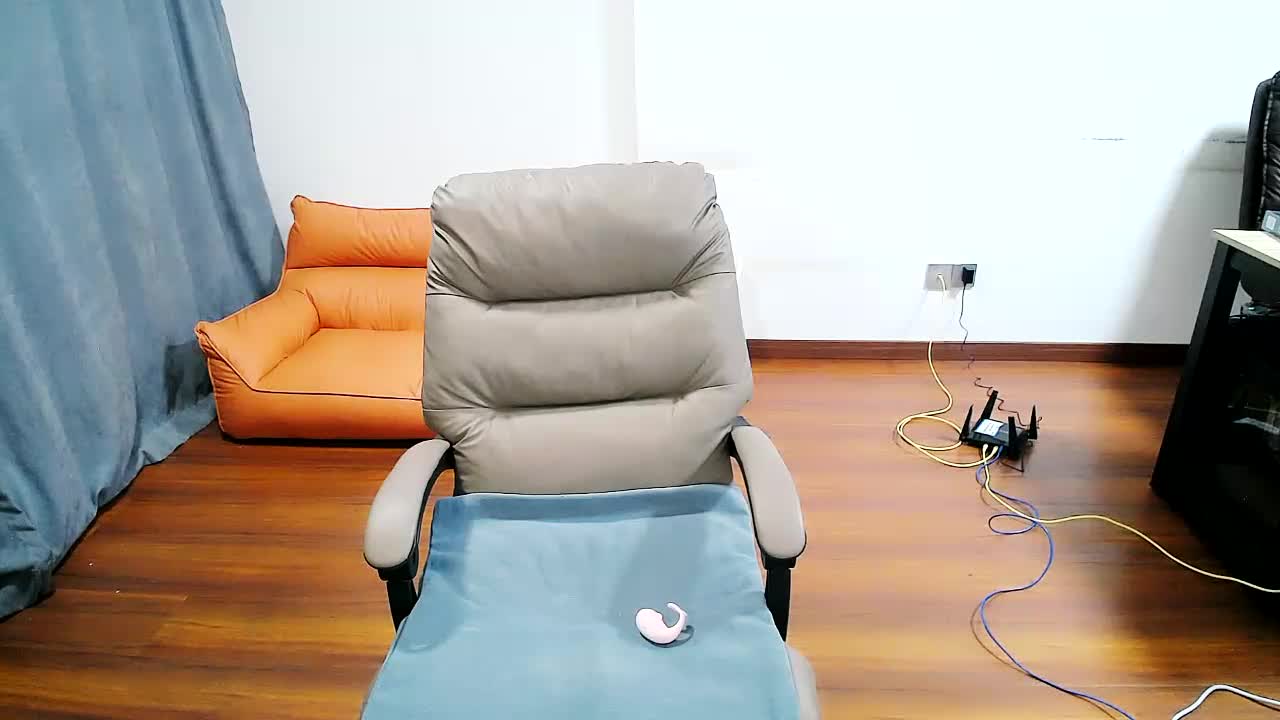 beira-01 - Stripchat webcam show • Friday, March 7, 2025 #MILF #DildoorVibrator #Chinese